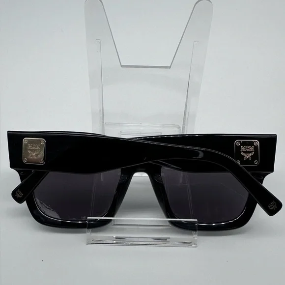 MCM707S Black SunglassesBold Frame display picture 1